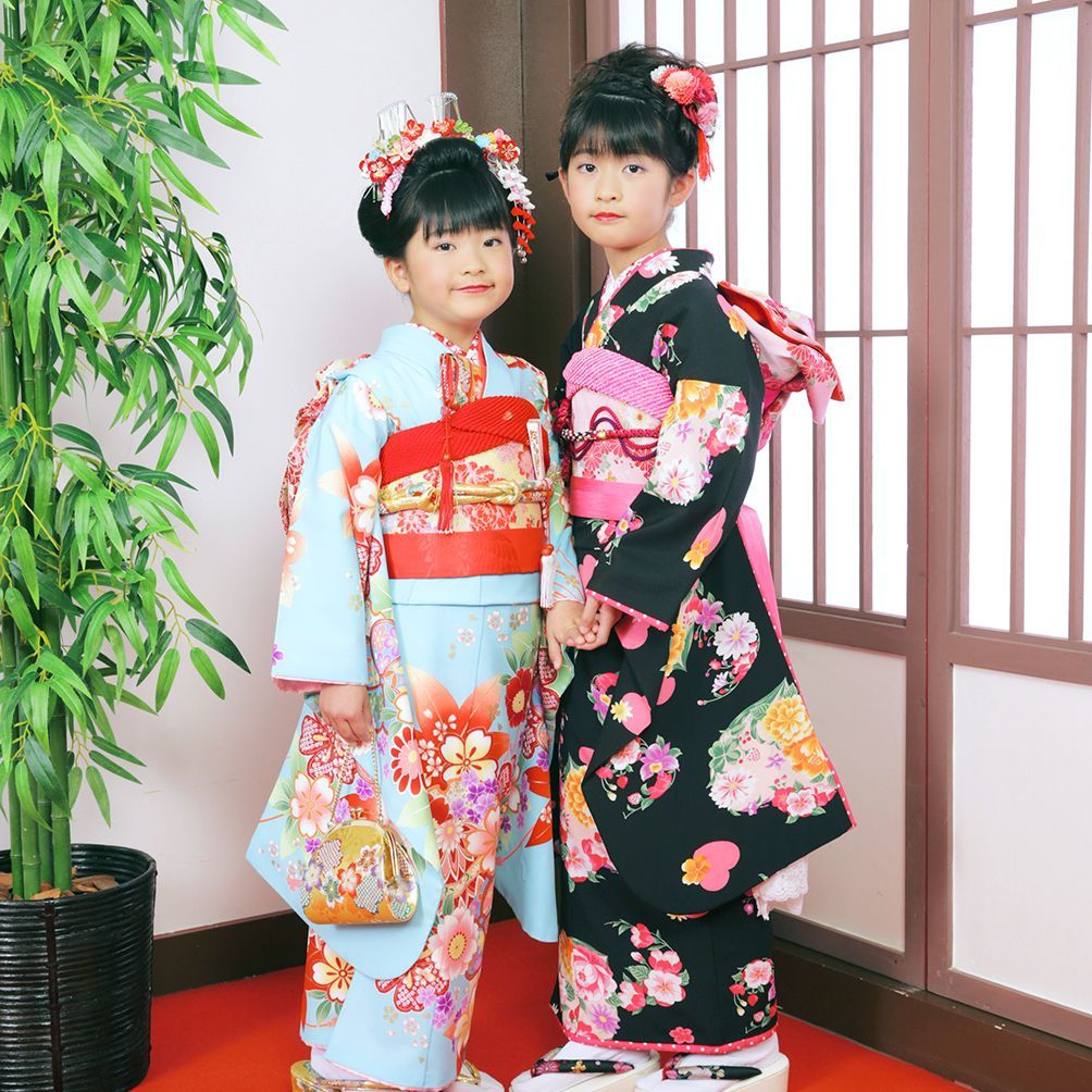 レンタル＆フォトスタジオの光翔　茨城県鉾田市　七五三の写真ギャラリー　姉妹で着物を着た写真