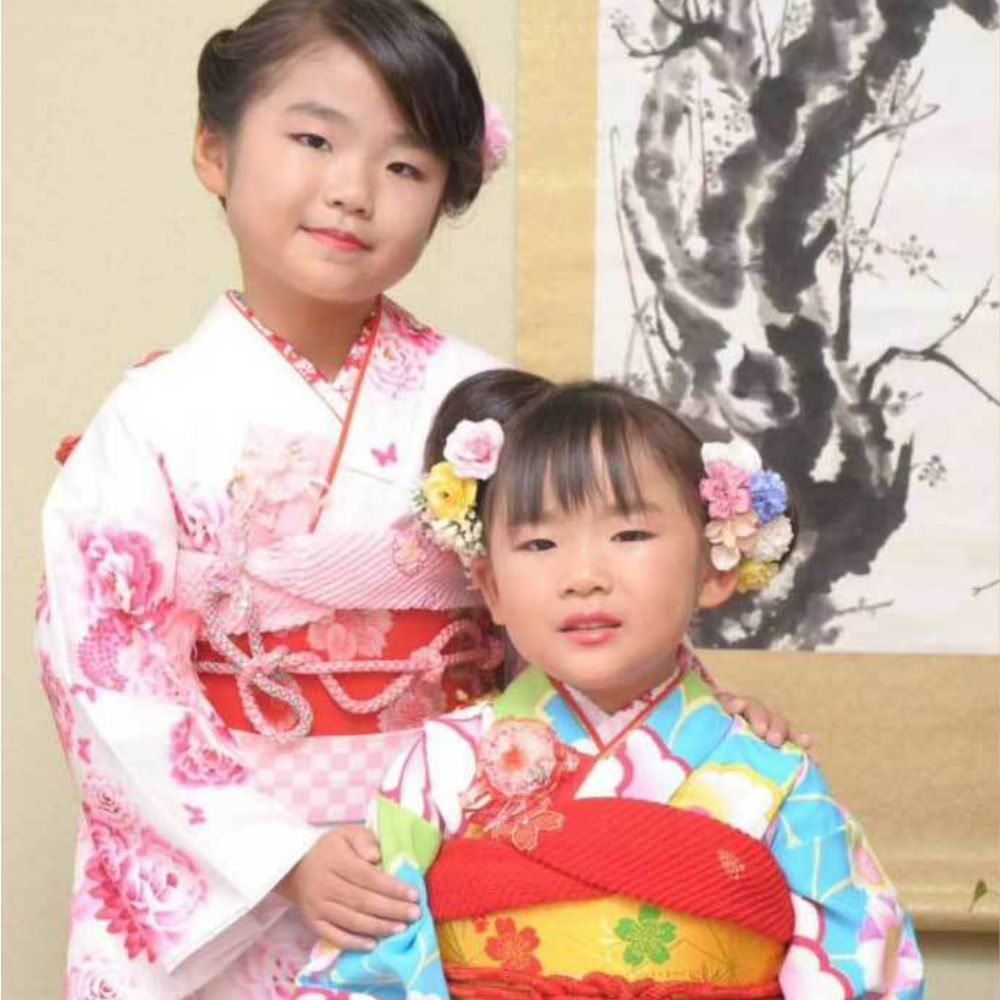 レンタル＆フォトスタジオの光翔　茨城県鉾田市　七五三の写真ギャラリー　姉妹二人が着物を着た七五三の写真