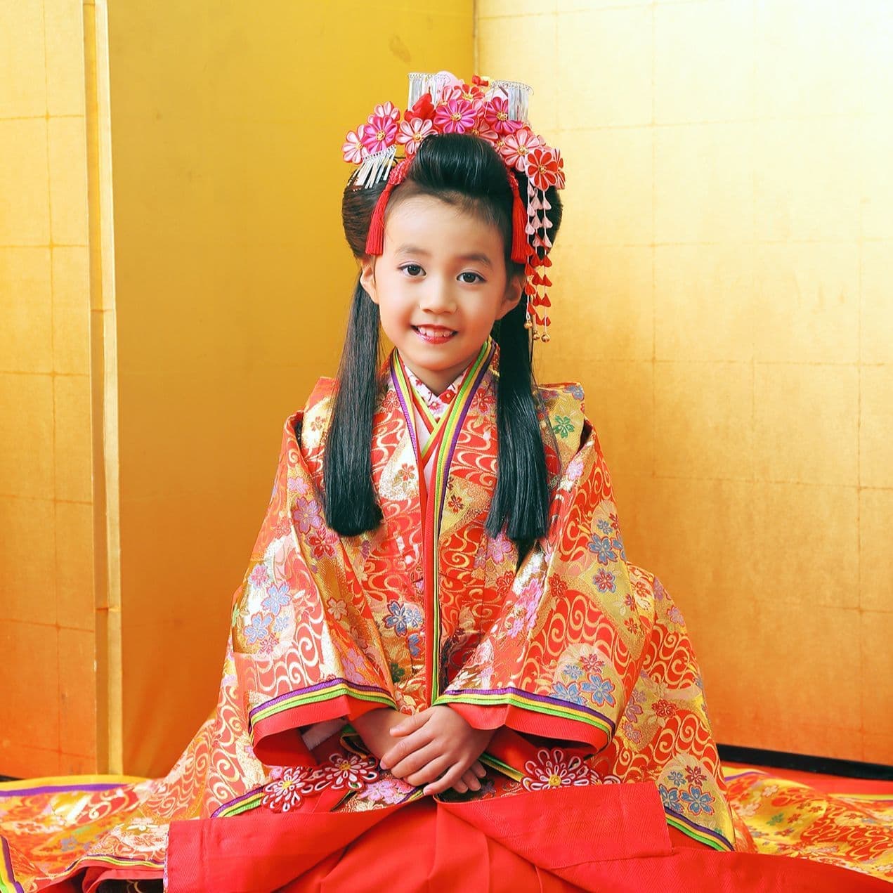 レンタル＆フォトスタジオの光翔　茨城県鉾田市　七五三の写真ギャラリー　十二単を着た女の子の写真